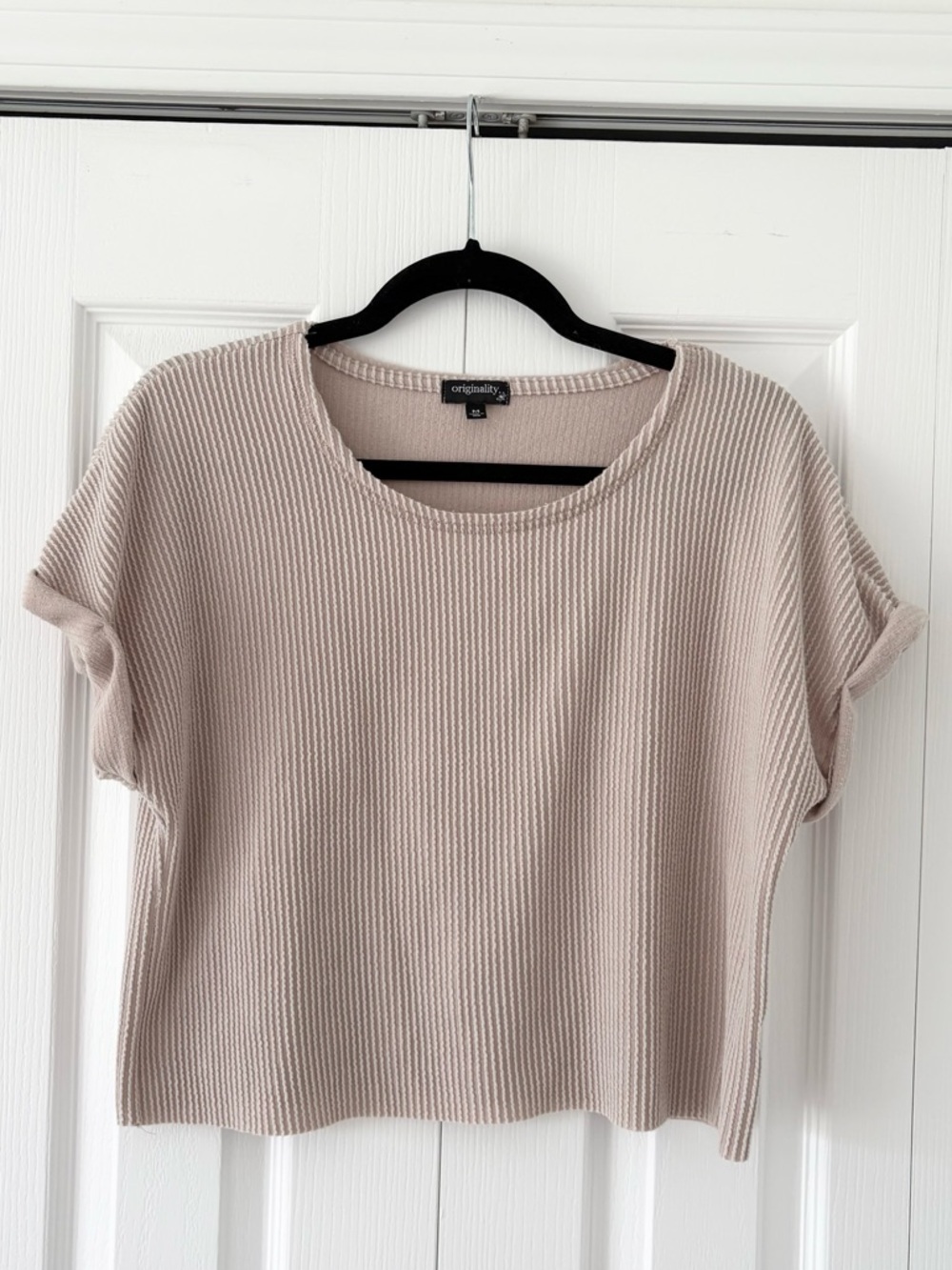 Originality Pink Wave Ribbed Top